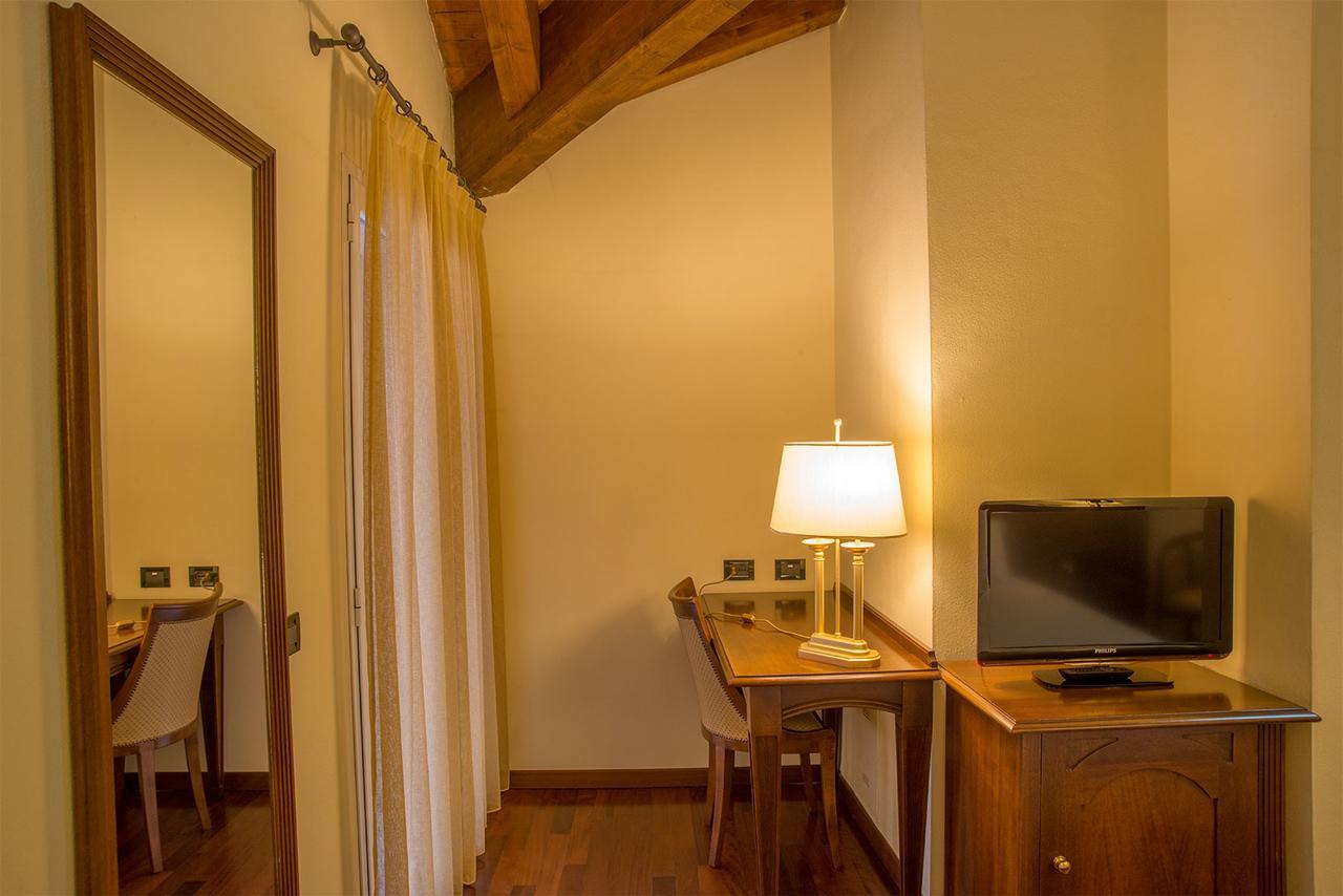 Hotel Conteverde Montecchio Emilia Exterior photo
